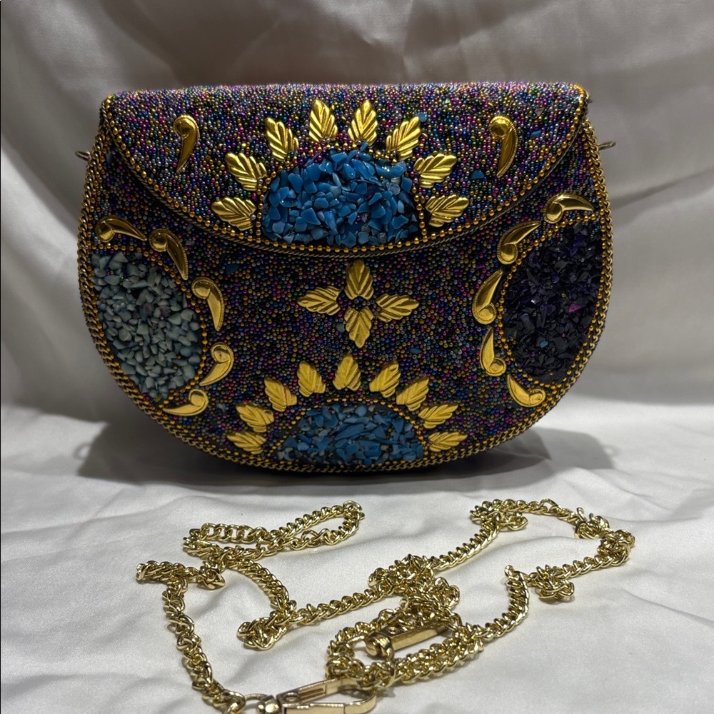 Elegant Multicolor Beaded Clutch with Gold Chain